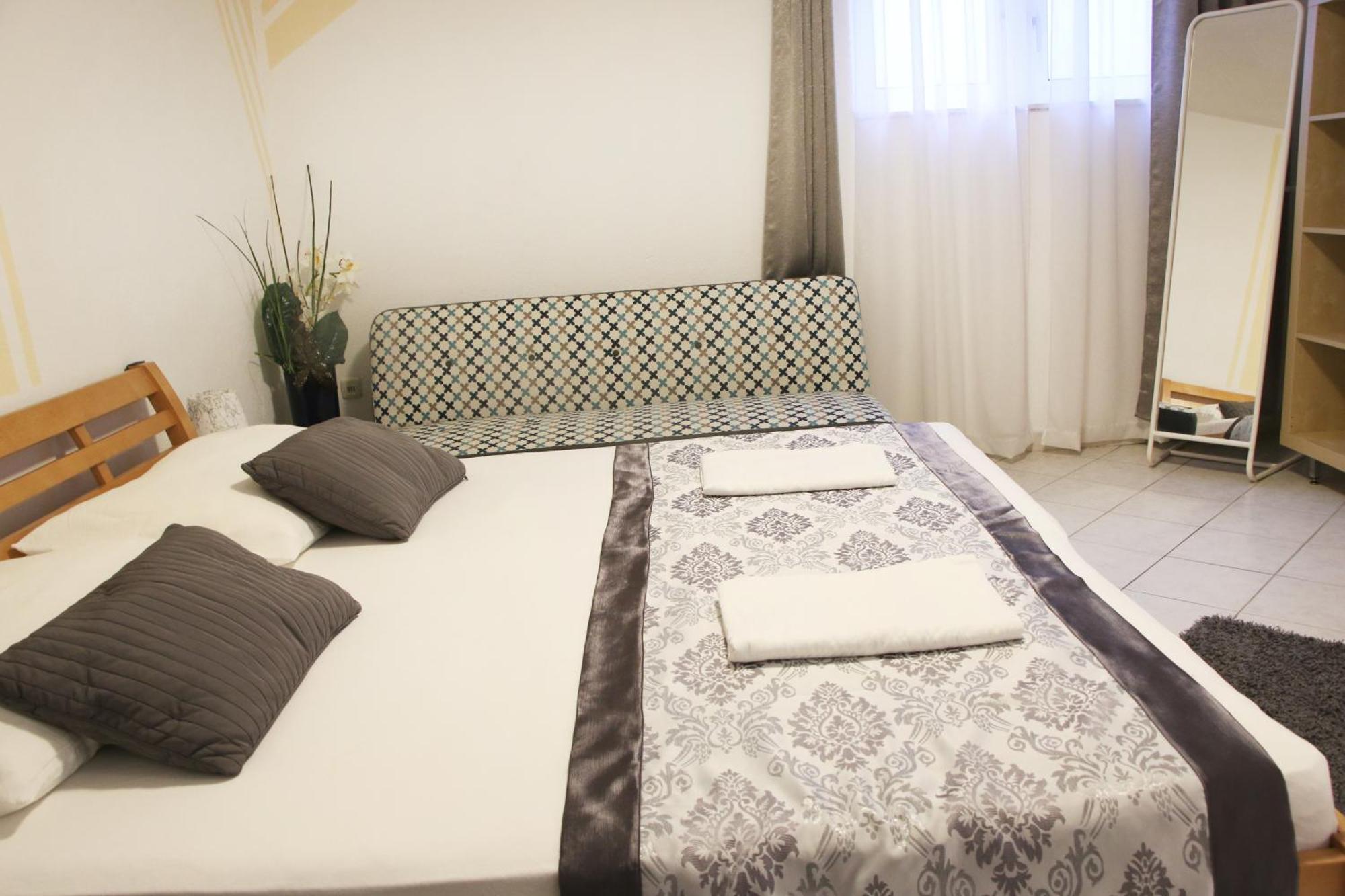 Apartments Gavric Trogir Room photo