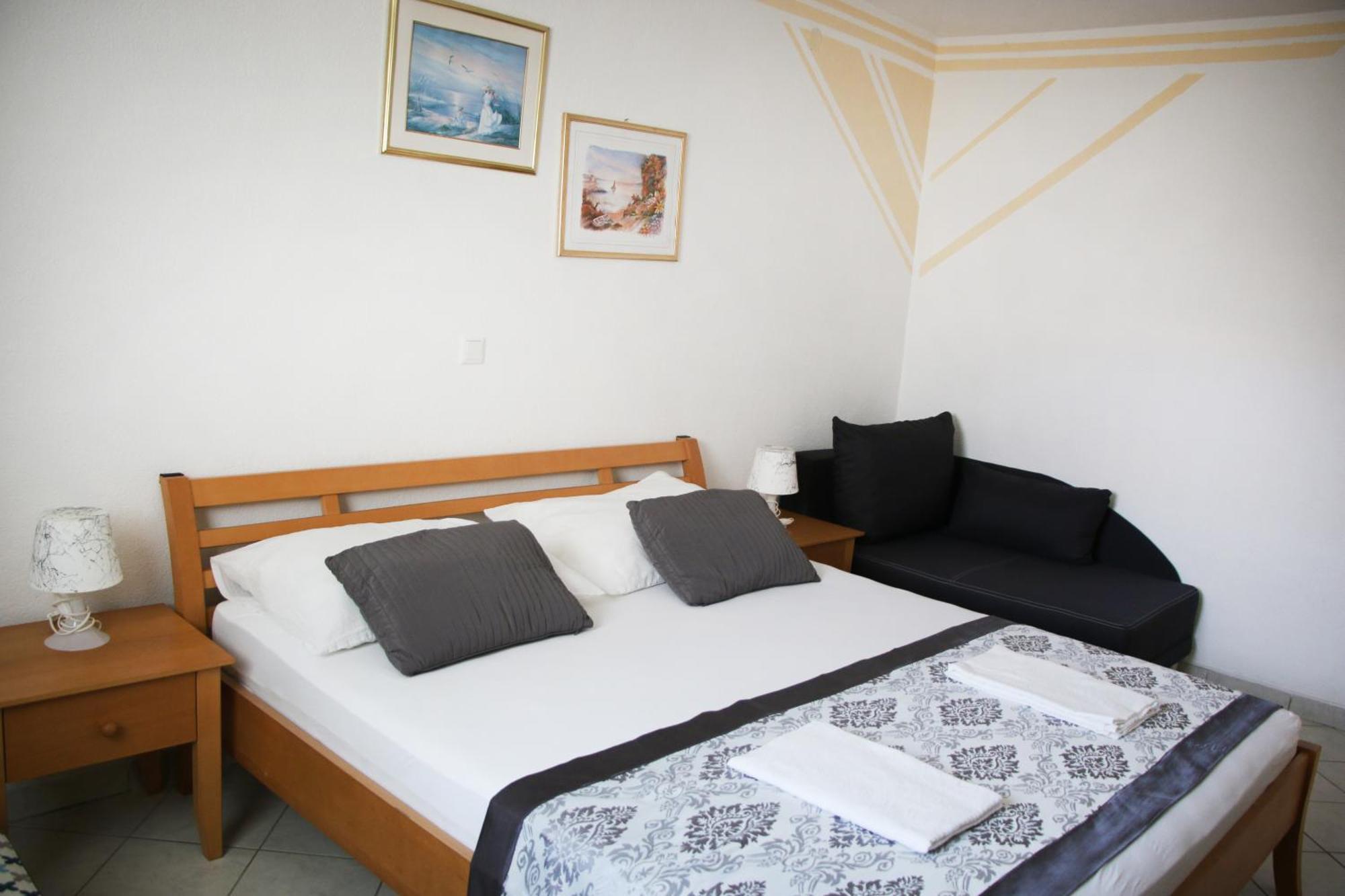 Apartments Gavric Trogir Exterior photo
